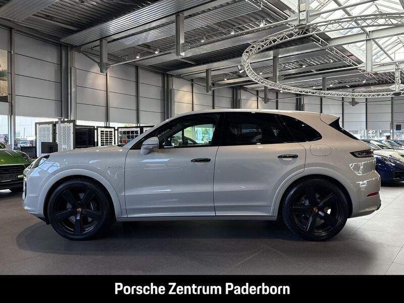 Gebraucht Porsche Cayenne 470 PS (345 kW) 2025 Beige SUV
