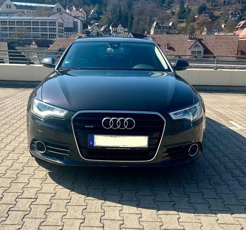 Gebraucht Audi A6 Ambiente 204 PS (150 kW) 2014 Schwarz Kombi