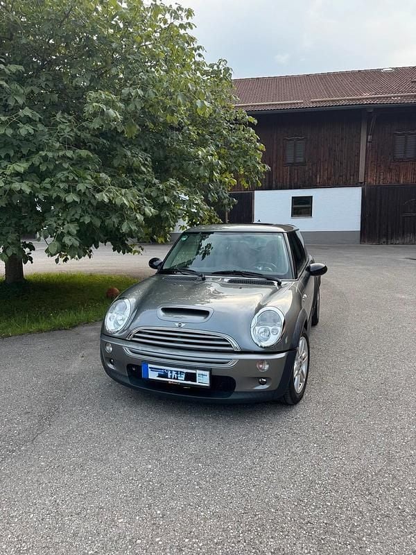 Grau Gebraucht 2002 Mini Cooper S Kleinwagen | 4.400 € (Guter Preis) - Bild 1/4