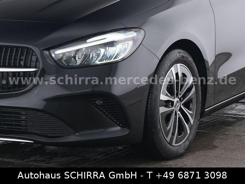Gebraucht Mercedes B250 224 PS (164 kW) 2024 Schwarz Kleinwagen