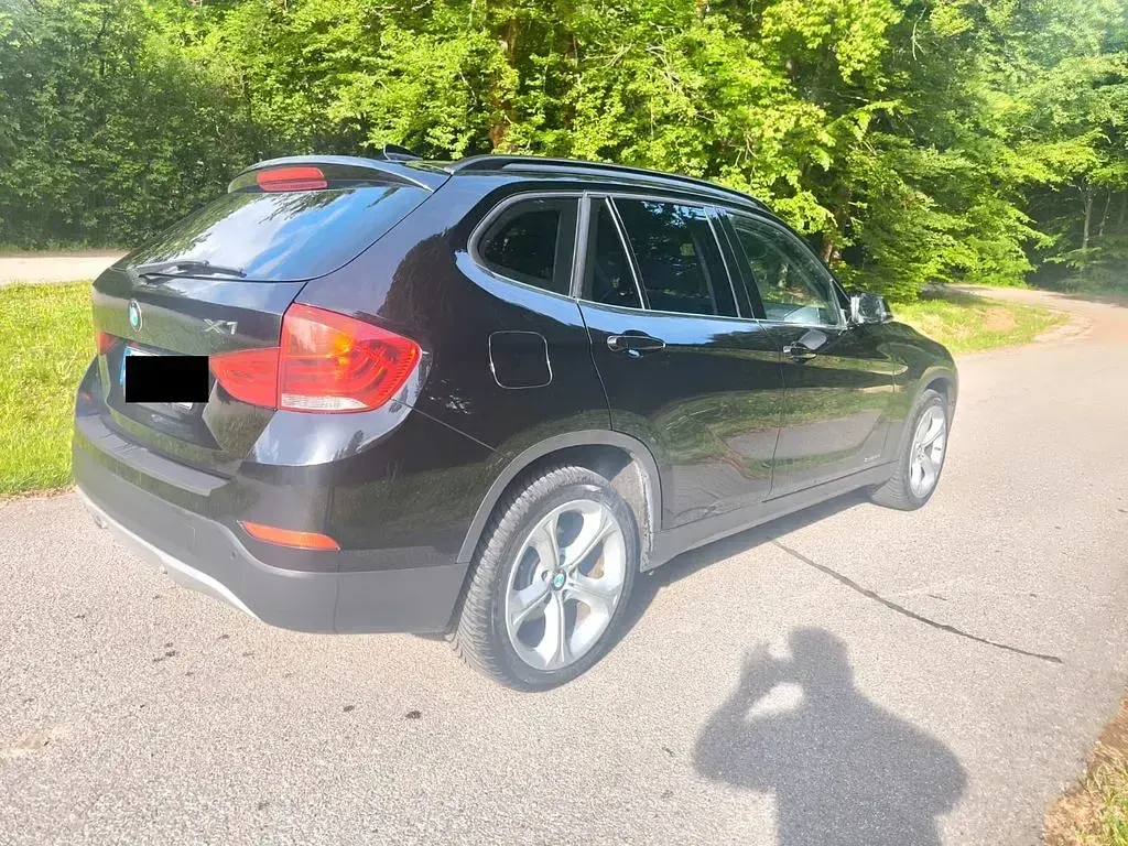 Gebraucht BMW X1 Advantage 150 PS (110 kW) 2015 Schwarz SUV