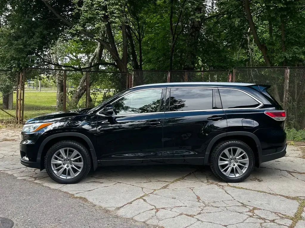 Gebraucht Toyota Highlander 249 PS (183 kW) 2016 Schwarz SUV