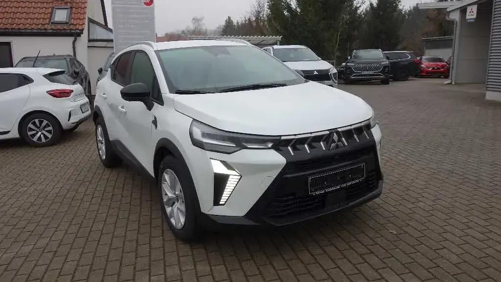 Neu Mitsubishi ASX Plus 158 PS (116 kW) 2026 Weiß SUV