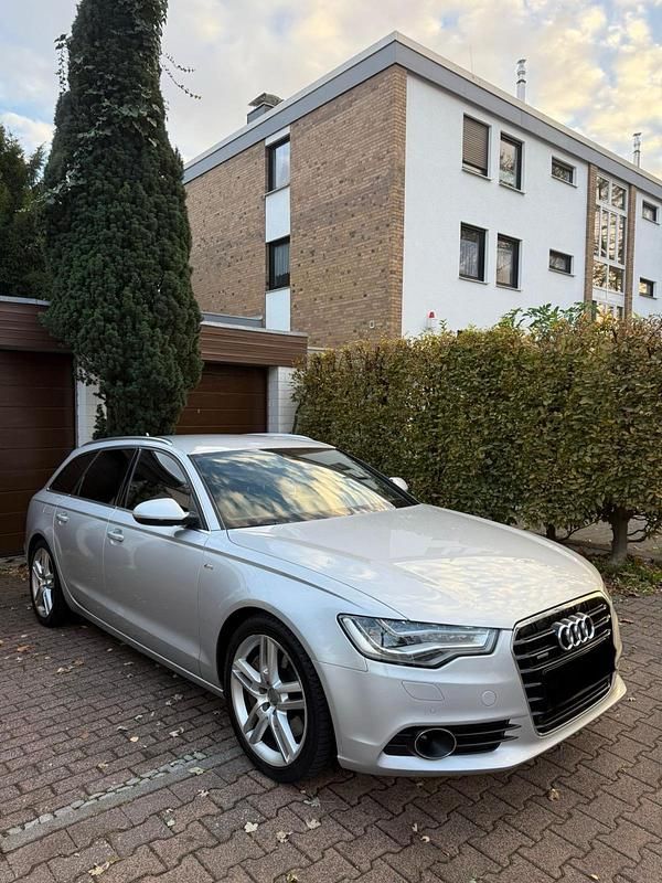 Silber Gebraucht 2013 Audi A6 S-Line Kombi | 11.900 € (Superpreis) - Bild 1/4