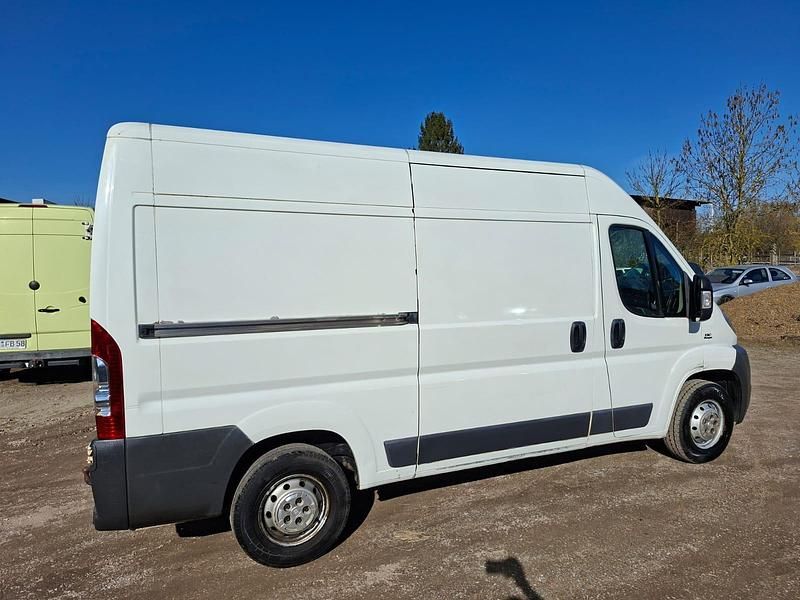 Gebraucht Fiat Ducato 130 PS (95 kW) 2012 Weiß Van