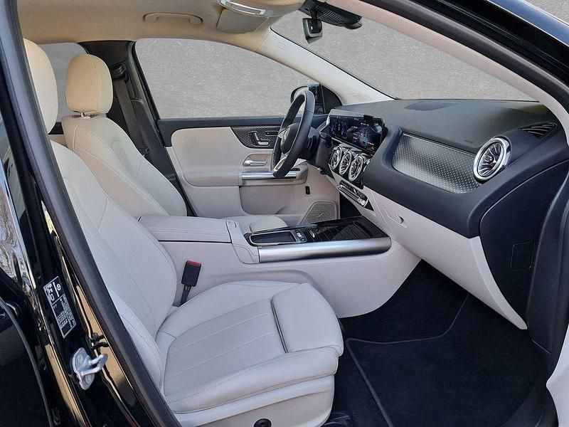 Gebraucht Mercedes EQA300 Advanced Plus 167 kW (228 PS) 2024 Andere SUV