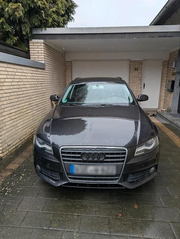 Gebraucht Audi A4 180 PS (132 kW) 2011 Andere farben Kombi