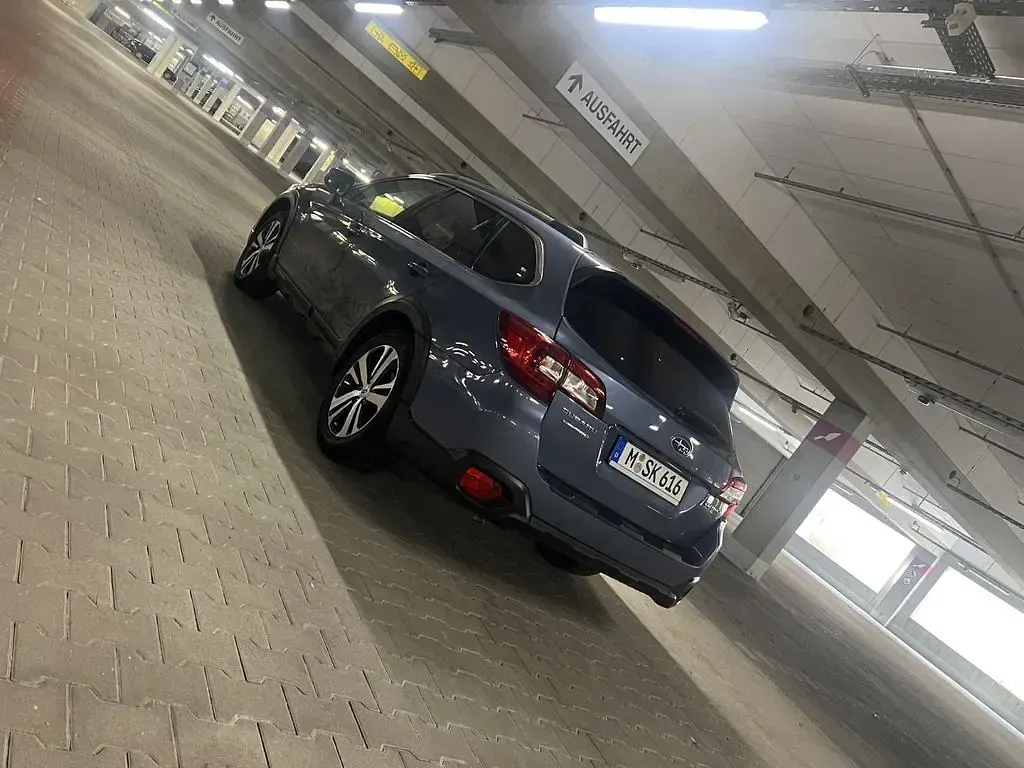 Gebraucht Subaru Outback Platinum 169 PS (124 kW) 2020 Blau Kombi