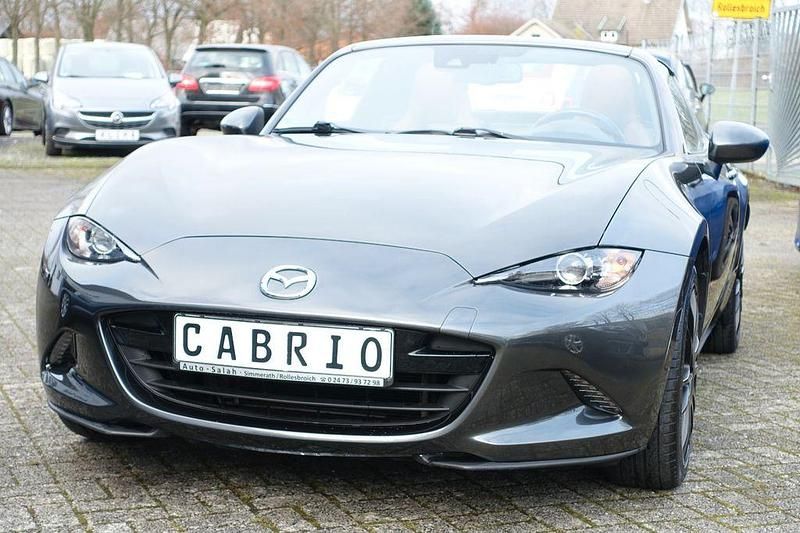 Grau Gebraucht 2019 Mazda MX5 Sports-Line Cabrio | 17.690 € (Guter Preis) - Bild 1/4