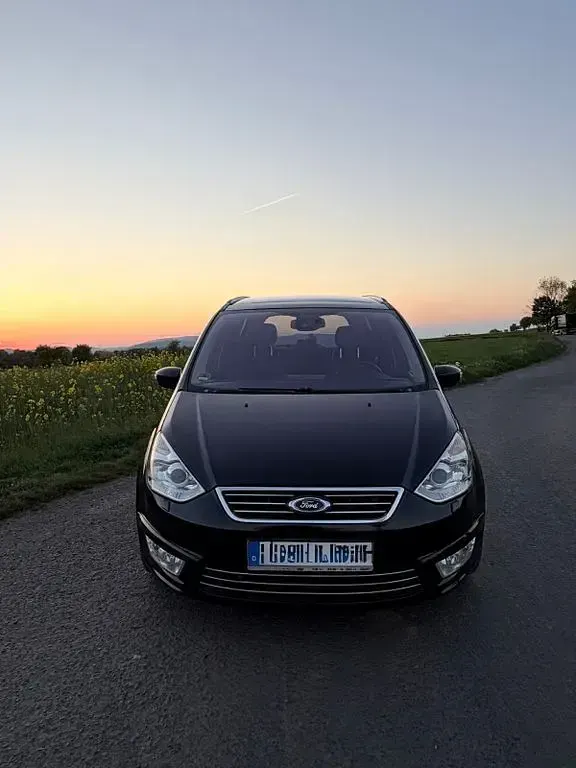 Gebraucht Ford Galaxy Titanium 200 PS (147 kW) 2013 Schwarz Van / Kleinbus