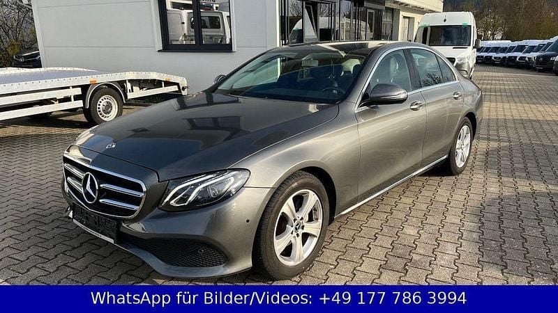 Gebraucht 2018 Mercedes E200 Avantgarde Limousine | 17.500 € (Superpreis) - Bild 1/4