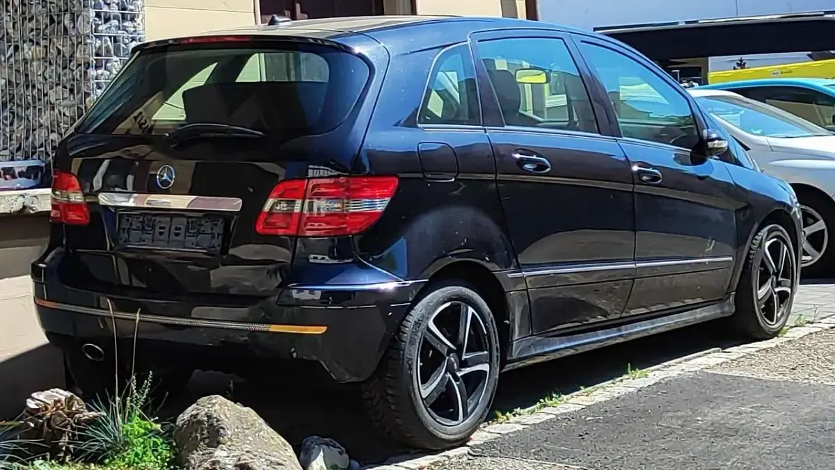 Gebraucht Mercedes B180 Edition 109 PS (80 kW) 2007 Schwarz Van / Kleinbus