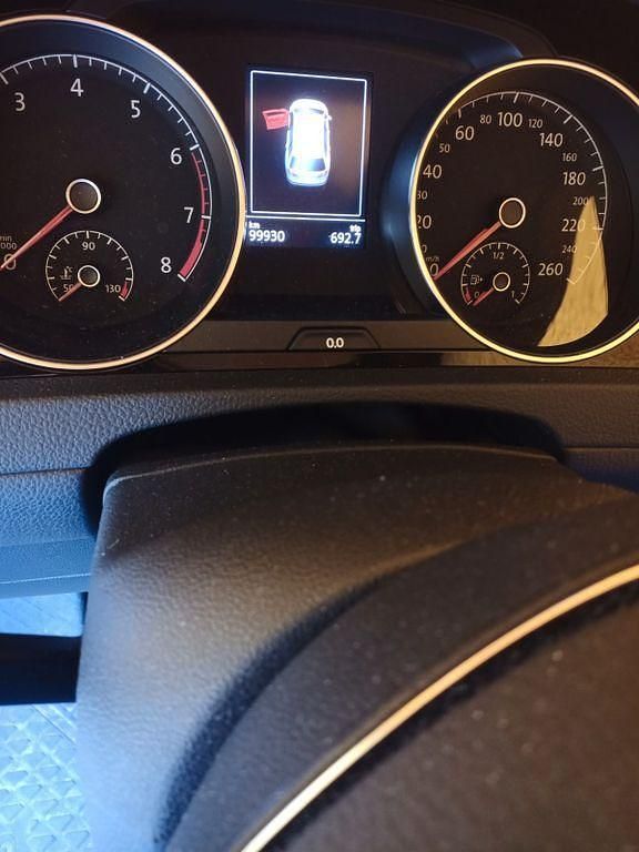 Schwarz Gebraucht 2013 VW Golf VII Highline Kombi | 11.800 € (Teuer) - Bild 1/4