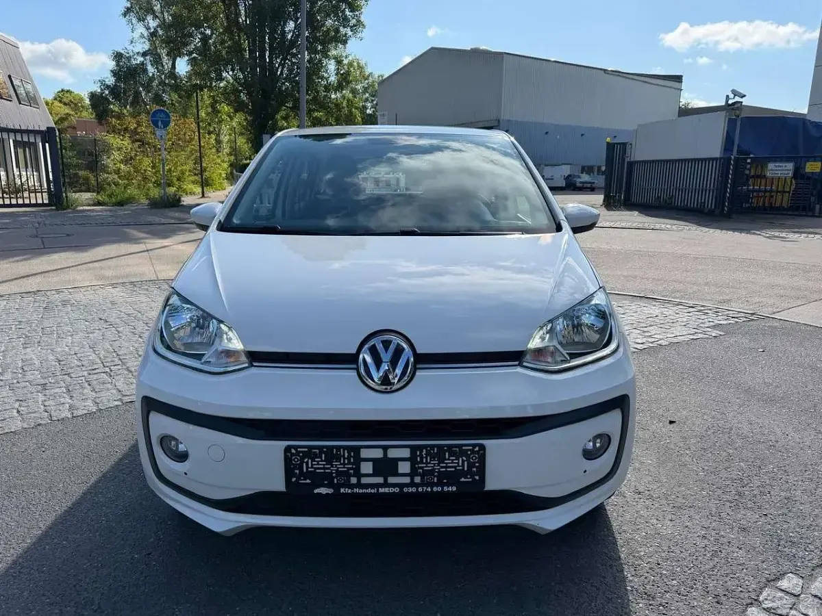 Gebraucht VW up! move up! 75 PS (55 kW) 2019 Weiß Kleinwagen