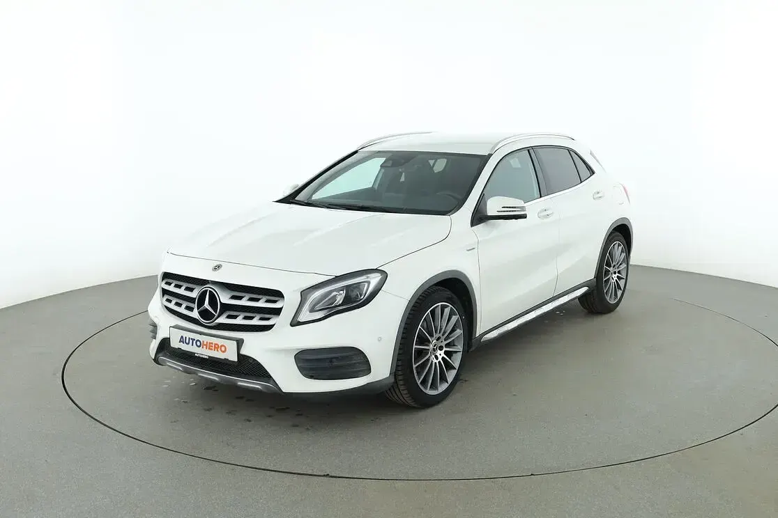 Gebraucht Mercedes GLA180 Style 122 PS (89 kW) 2018 SUV
