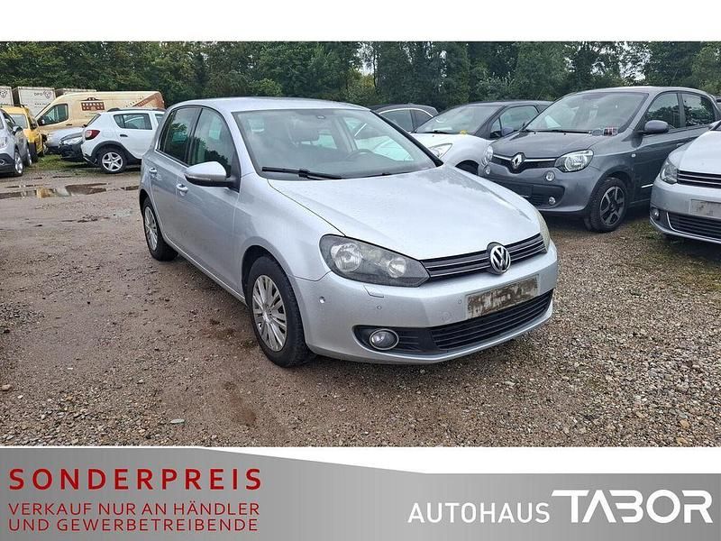 Gebraucht VW Golf VI Team 105 PS (77 kW) 2010 Reflexsilber metallic Kleinwagen
