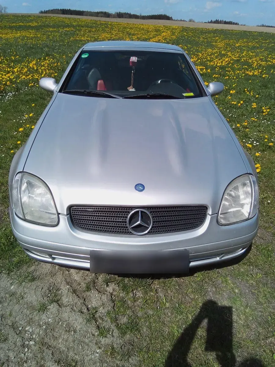 Gebraucht Mercedes SLK230 193 PS (141 kW) 1999 Silber Cabrio