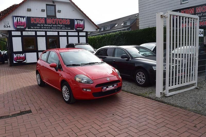 Gebraucht Fiat Punto 77 PS (56 kW) 2012 Rot Kleinwagen