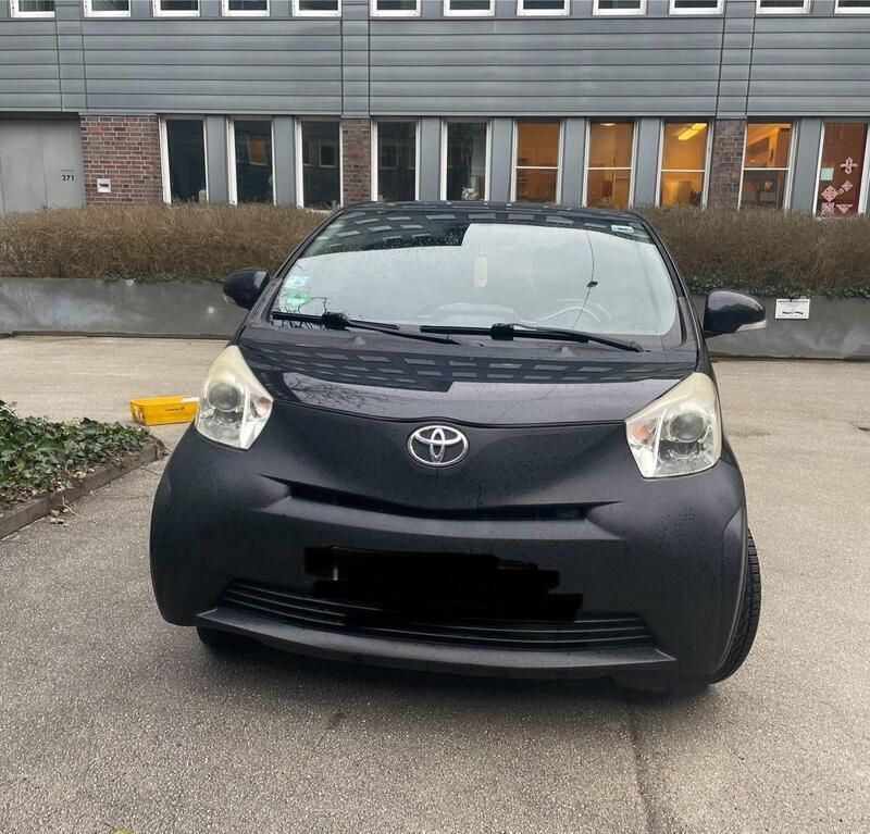 Schwarz Gebraucht 2009 Toyota iQ Kleinwagen | 3.000 € (Guter Preis) - Bild 1/4