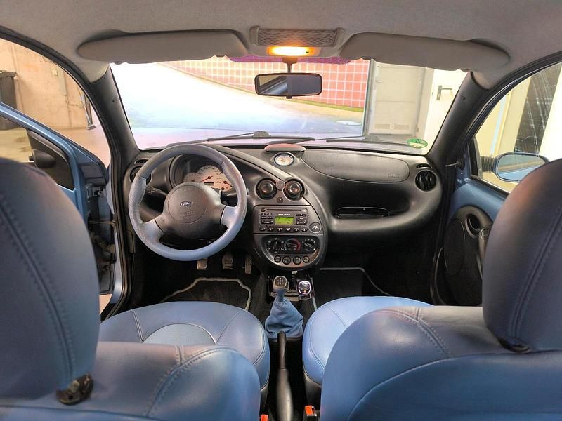 Blau Gebraucht 2003 Ford Ka Collection Kleinwagen | 400 € (Superpreis) - Bild 1/4