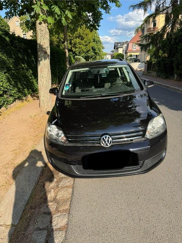 Schwarz Gebraucht 2009 VW Golf Plus Cross Van / Kleinbus | 2.500 € - Bild 1/4