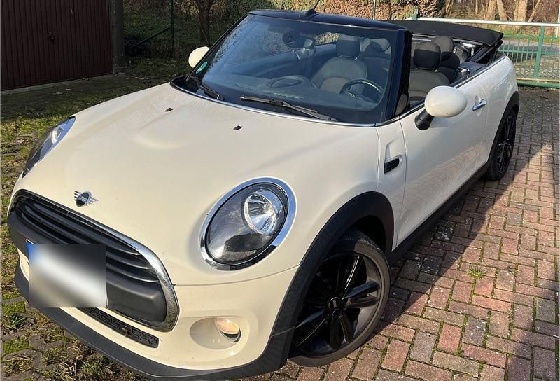 Second-hand Mini ONE 102 CP (75 kW) 2018 Alb Hatchback
