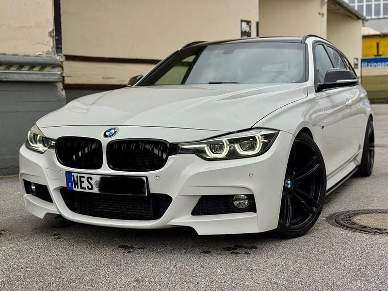 Weiß Gebraucht 2017 BMW M3 M Sport Limousine | 22.590 € - Bild 1/4