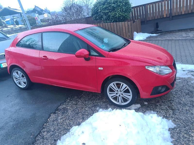 Gebraucht Seat Ibiza 2010 Rot Limousine