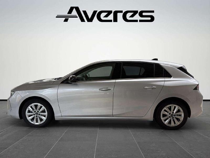 Gebraucht Opel Astra Elegance 110 PS (80 kW) 2022 Aluminium silb/kristall silb Limousine