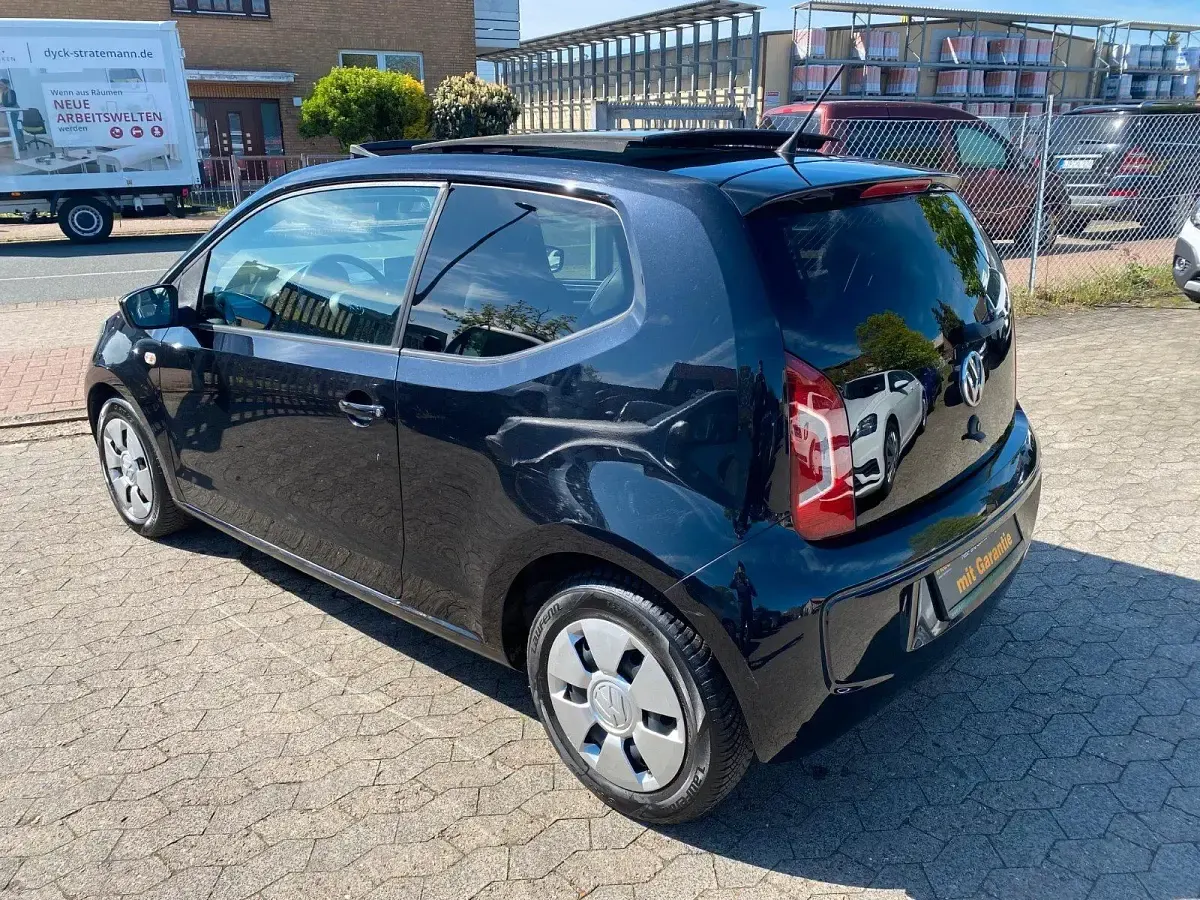 Second-hand VW up! move up! 75 CP (55 kW) 2016 Negru Hatchback