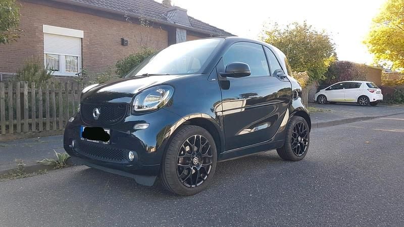 Schwarz Gebraucht 2018 Smart ForTwo Coupé Kleinwagen | 10.000 € (Guter Preis) - Bild 1/4