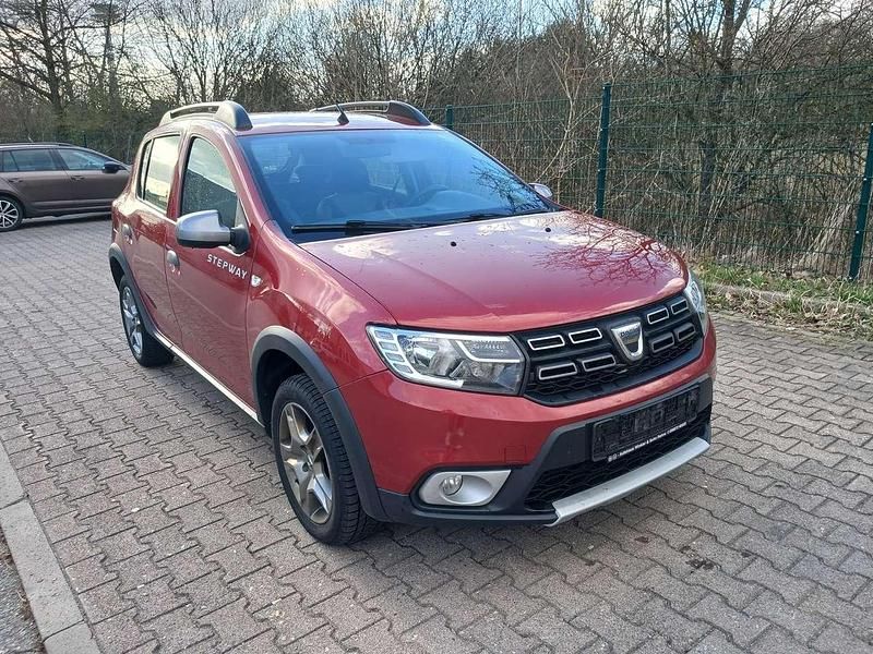 Gebraucht Dacia Sandero Stepway 90 PS (66 kW) 2019 Rot Limousine