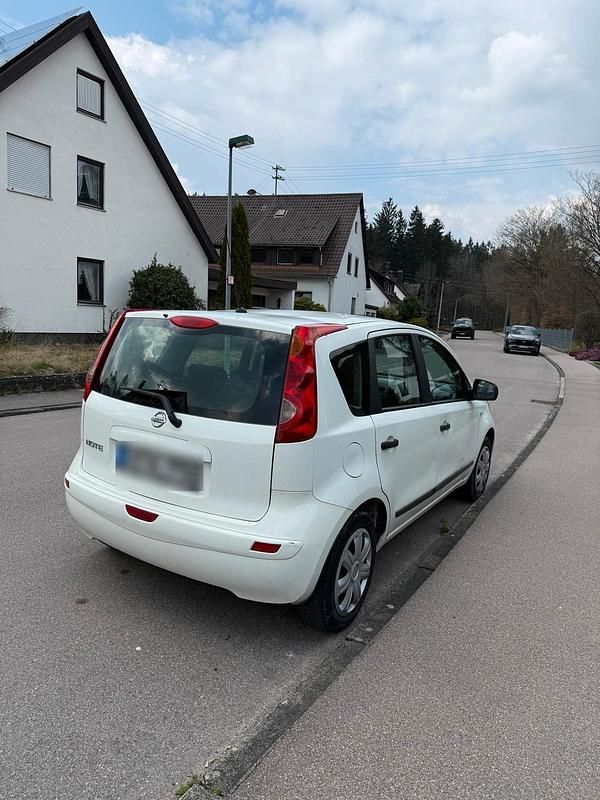 Second-hand Nissan Note 88 CP (64 kW) 2008 Negru Hatchback
