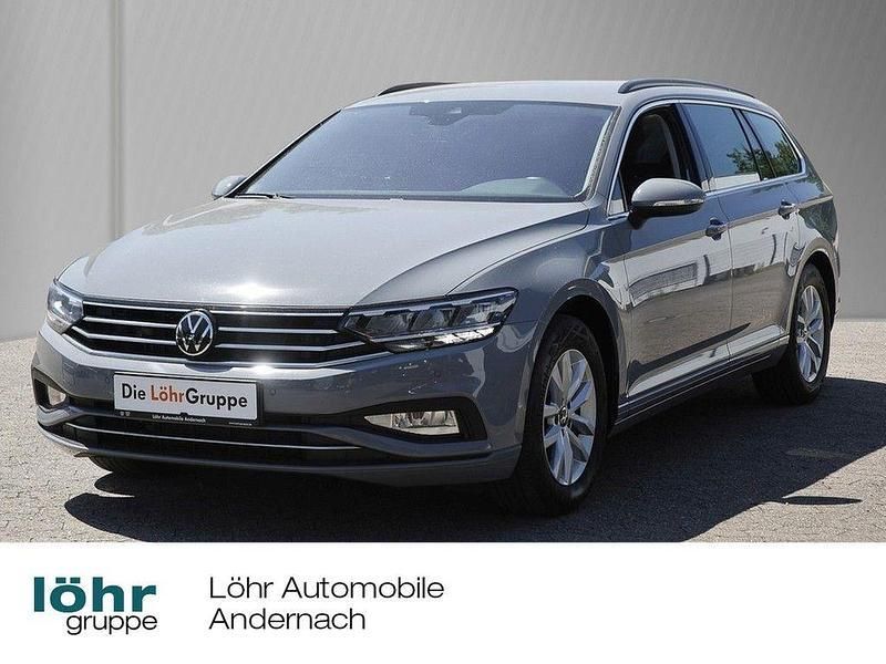 Grau Gebraucht 2022 VW Passat Business Kombi | 23.980 € (Fairer Preis) - Bild 1/4