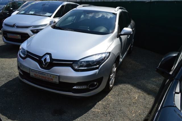 Silber metallic Gebraucht 2014 Renault Mégane GrandTour Kombi | 8.887 € (Teuer) - Bild 1/4