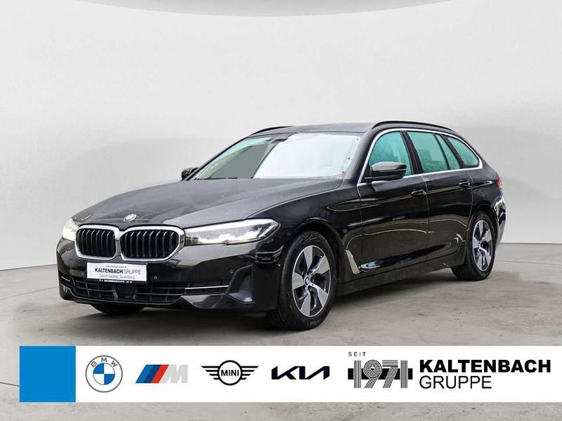 Gebraucht BMW 520 190 PS (139 kW) 2023 Schwarz ii Kombi
