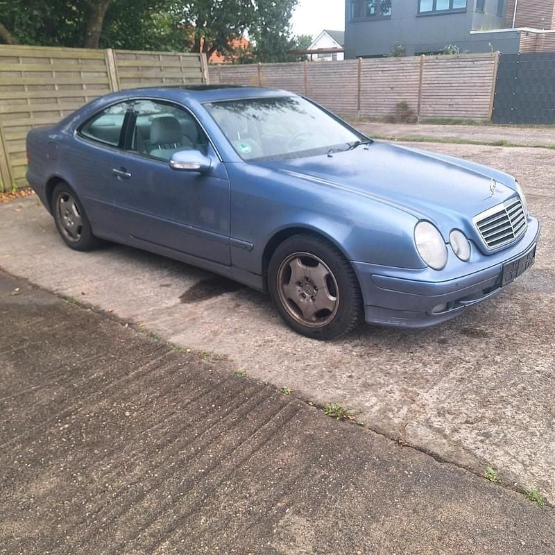 Violet Gebraucht 2000 Mercedes CLK200 Coupé | 1.300 € (Superpreis) - Bild 1/4