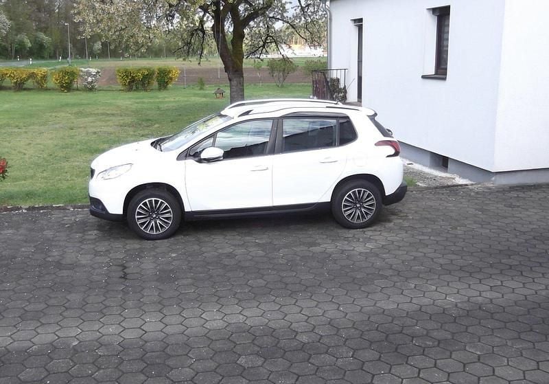 Gebraucht Peugeot 2008 2017 Weiß SUV