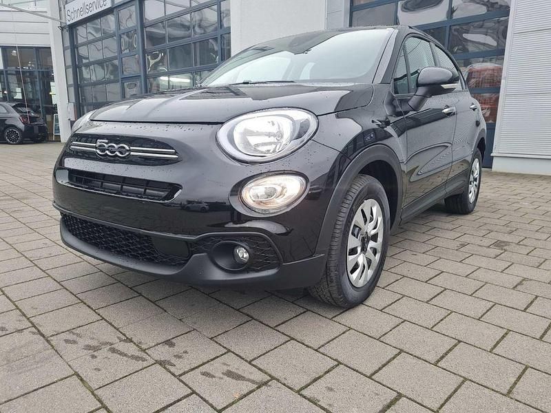 Cinema schwarz Gebraucht 2023 Fiat 500X Dolcevita SUV | 25.780 € (Fairer Preis) - Bild 1/4