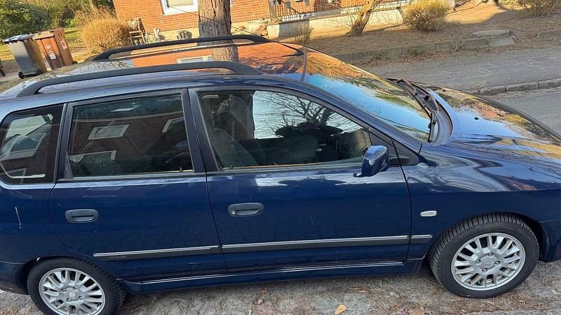 Second-hand Mitsubishi Space Star 116 CP (85 kW) 2003 Albastru Monovolum