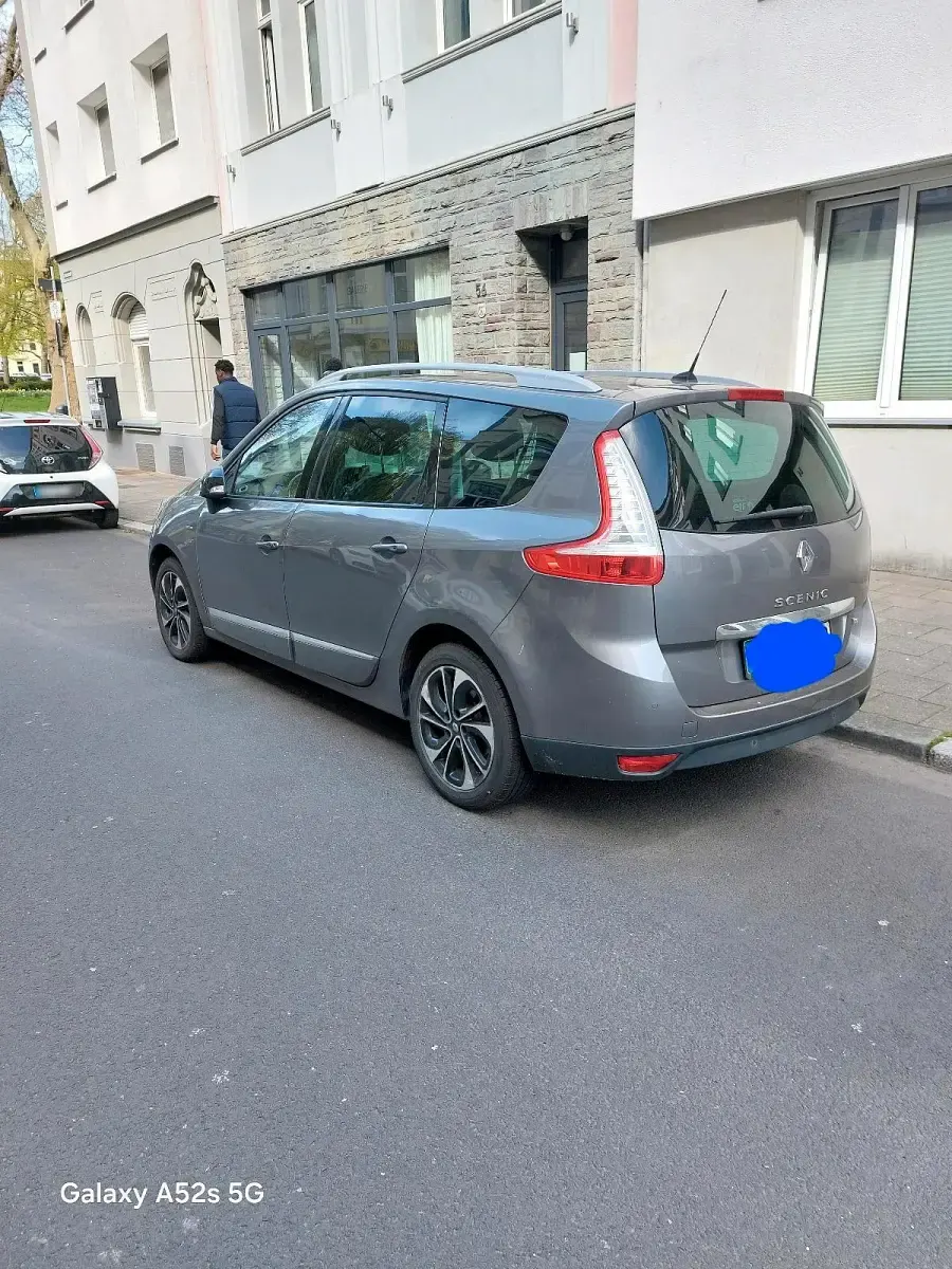 Gebraucht Renault Clio 131 PS (96 kW) 2015 Silber Van / Kleinbus