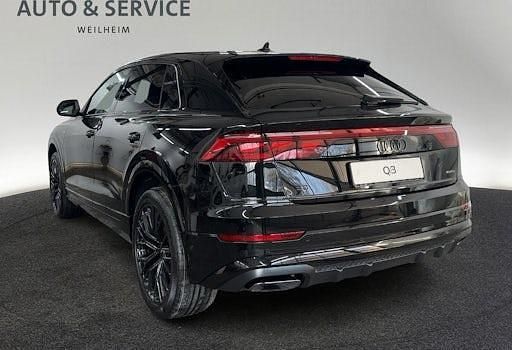 Neu Audi Q8 Ambiente 286 PS (210 kW) 2025 Schwarz SUV