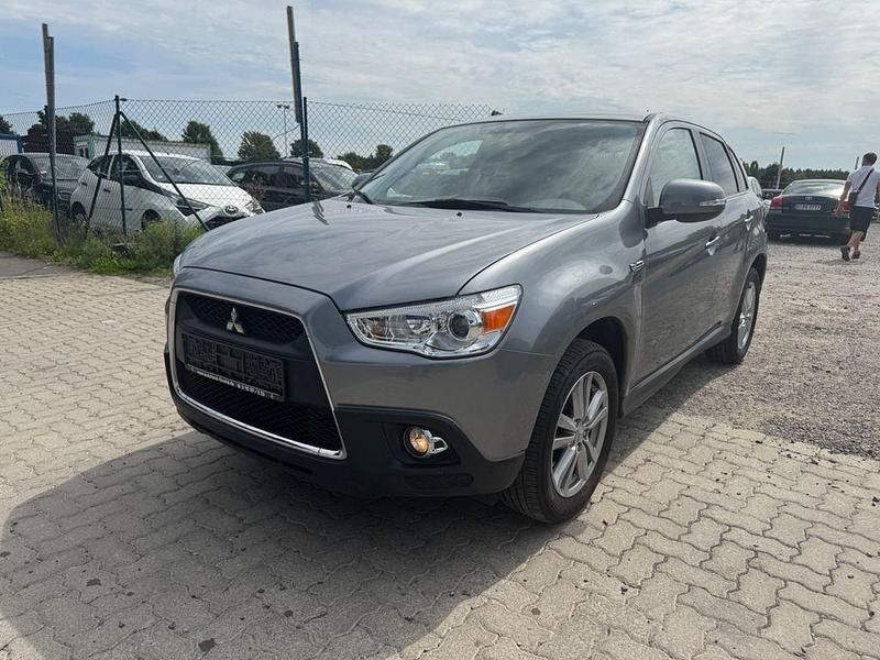 Grau Gebraucht 2010 Mitsubishi ASX Edition SUV | 6.299 € (Fairer Preis) - Bild 1/4