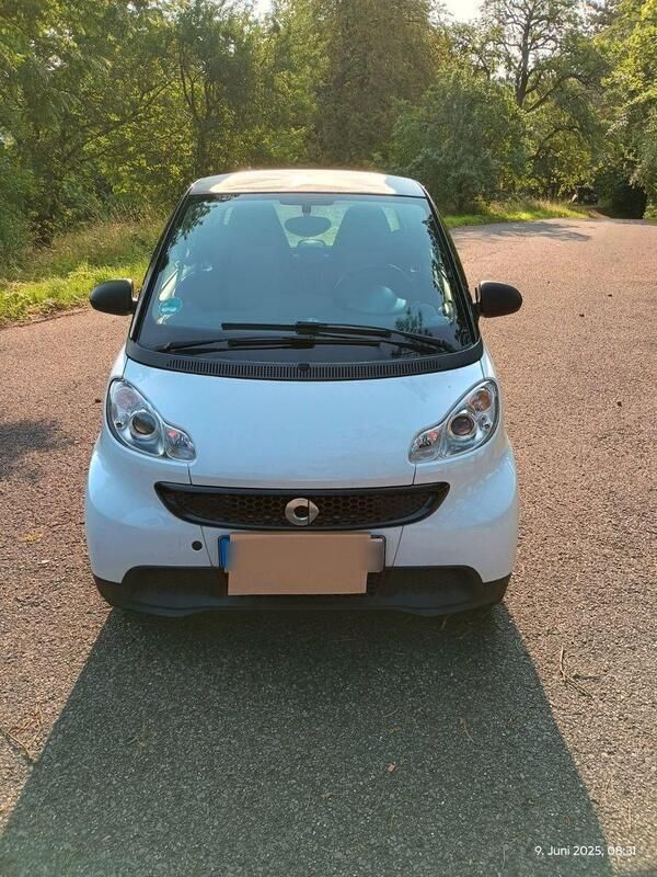 Weiß Gebraucht 2014 Smart ForTwo Coupé Pure Coupé | 4.700 € (Fairer Preis) - Bild 1/4