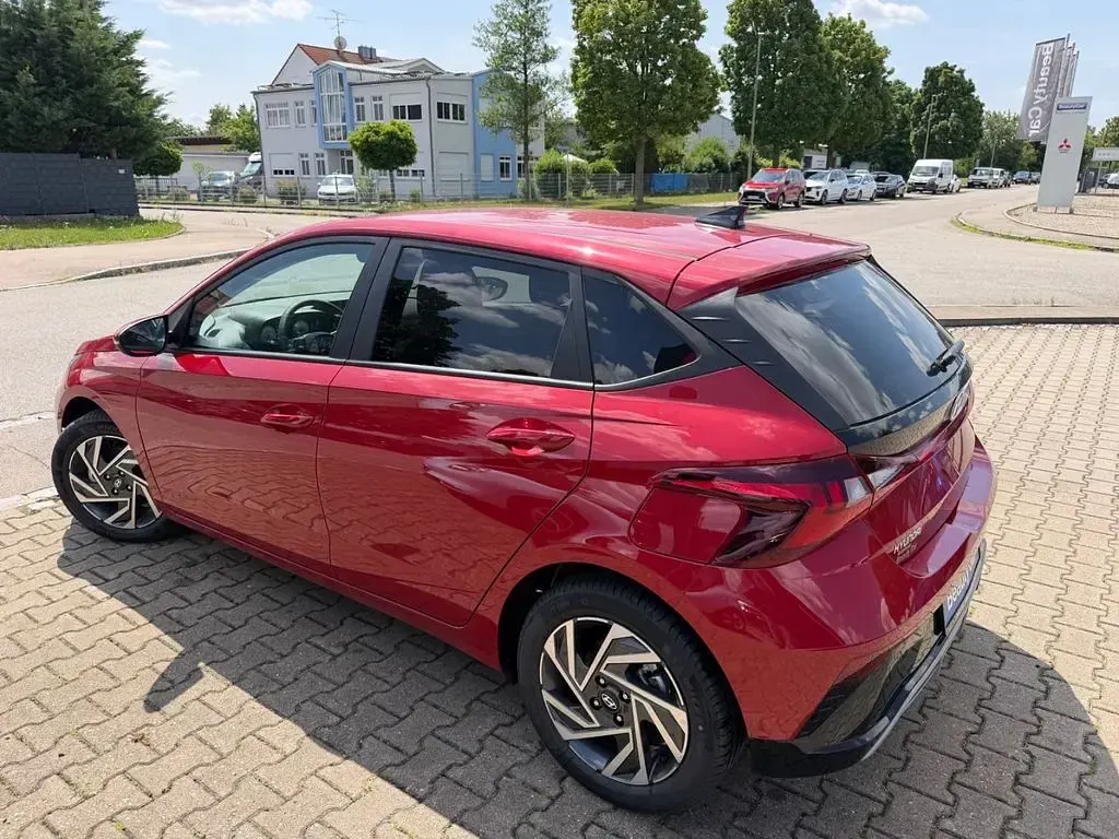 Neu Hyundai i20 90 PS (66 kW) 2026 Rot Kleinwagen