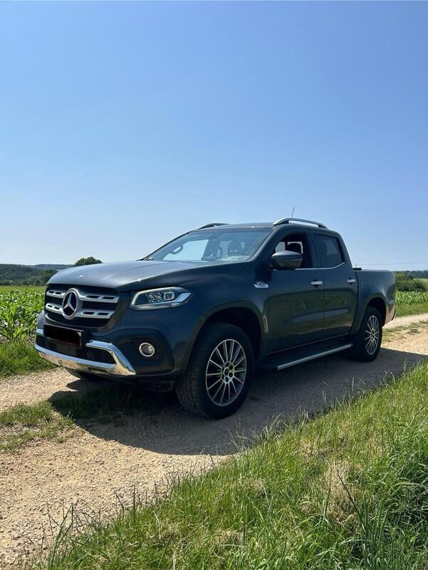 Grau Gebraucht 2019 Mercedes X350 Abholung | 34.790 € (Fairer Preis) - Bild 1/4