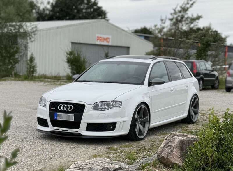 Weiß Gebraucht 2007 Audi RS4 Exclusive Kombi | 39.900 € (Fairer Preis) - Bild 1/4
