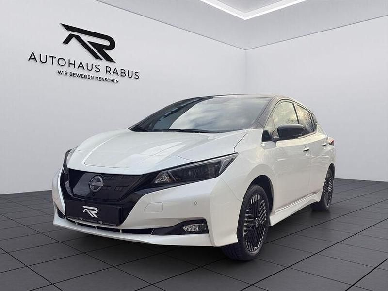 Gebraucht Nissan Leaf Tekna 160 kW (218 PS) 2024 Pearl white pearleffekt/dach black met (metallic) Kleinwagen