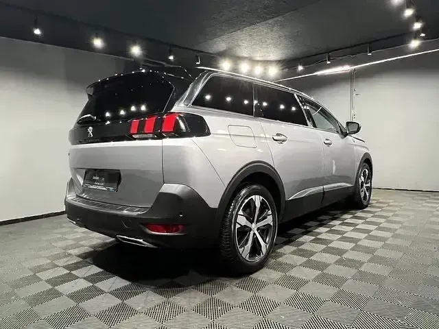Gebraucht Peugeot 5008 Crossway 180 PS (132 kW) 2020 Grau SUV