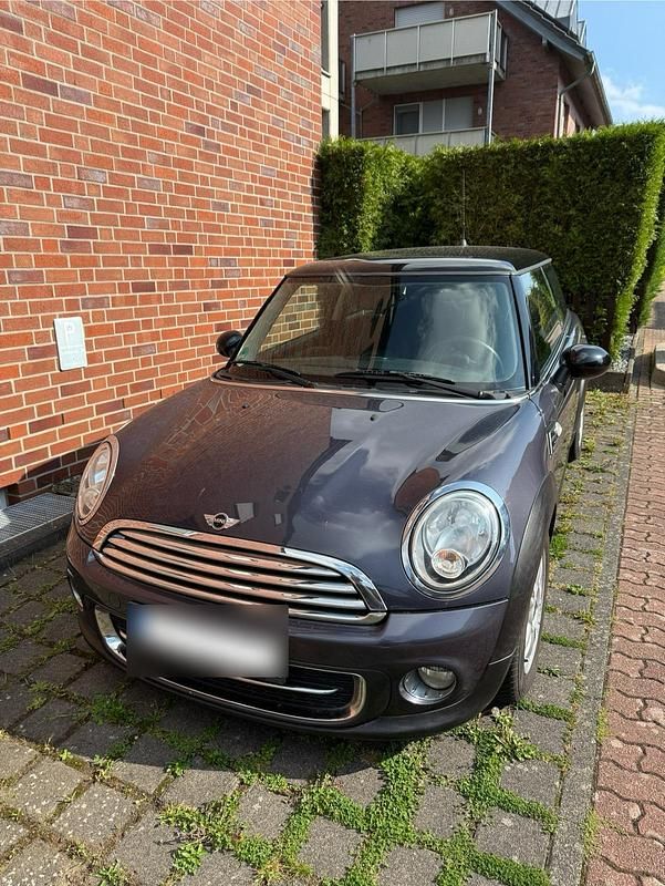Grau Gebraucht 2011 Mini Cooper D Kleinwagen | 5.000 € (Fairer Preis) - Bild 1/4